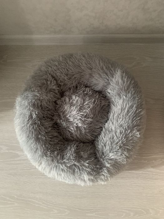 Продаю лежанку для котиков