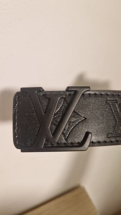 Curele Louis Vuitton (LV)