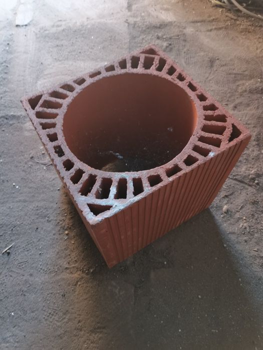 Caramida horn 33x33x33  9 buc