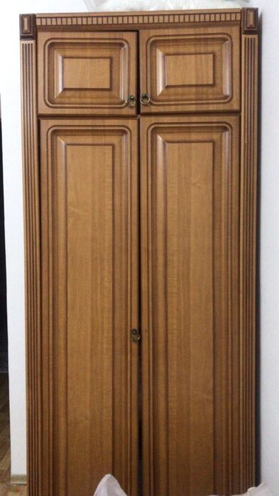 Продается кухонный гарнитур, шкаф