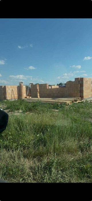 Constructii case la rosu - satu mare si imprejurimi