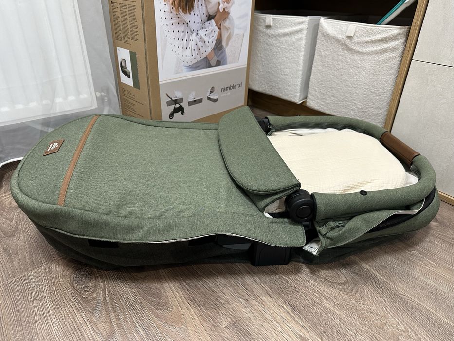Joie Signature Ramble XL кош за новородено + аксесоари