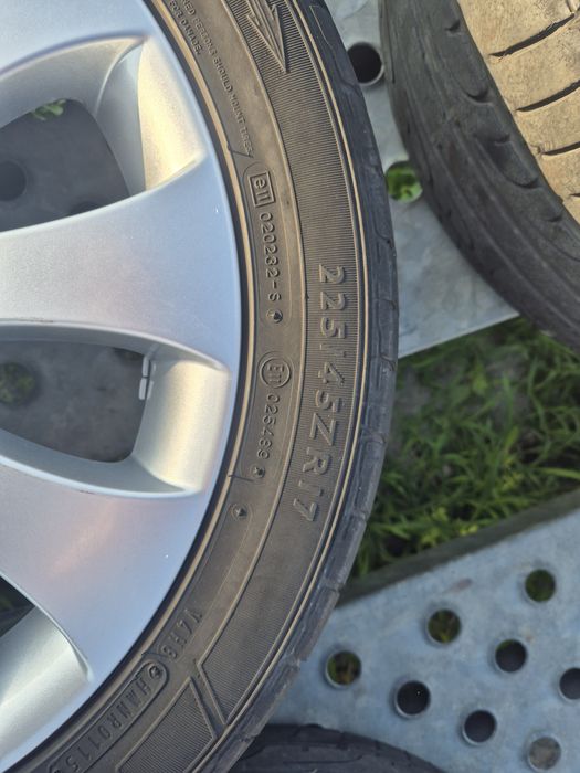 Roti skoda  r 17
