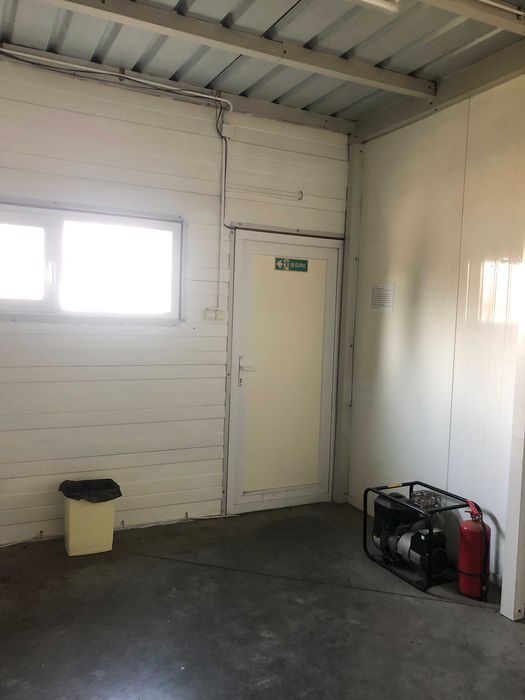 Inchiriere hala industriala Bucov - 450 mp - 2025 eur - 4,5 eur/mp