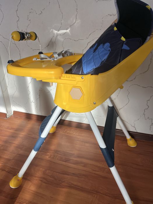Детский стульчик для кормления