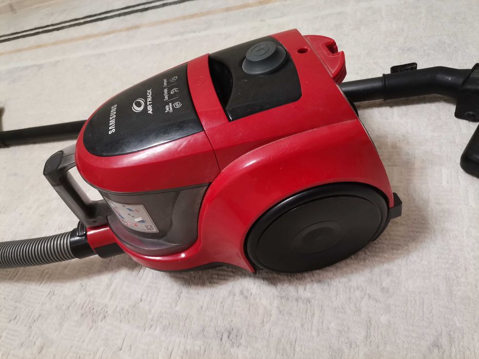 Продам пылесос, звонить на телефон!