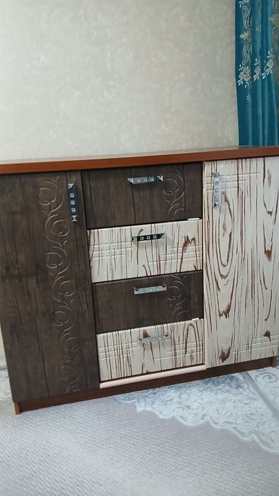 Продам большой комод