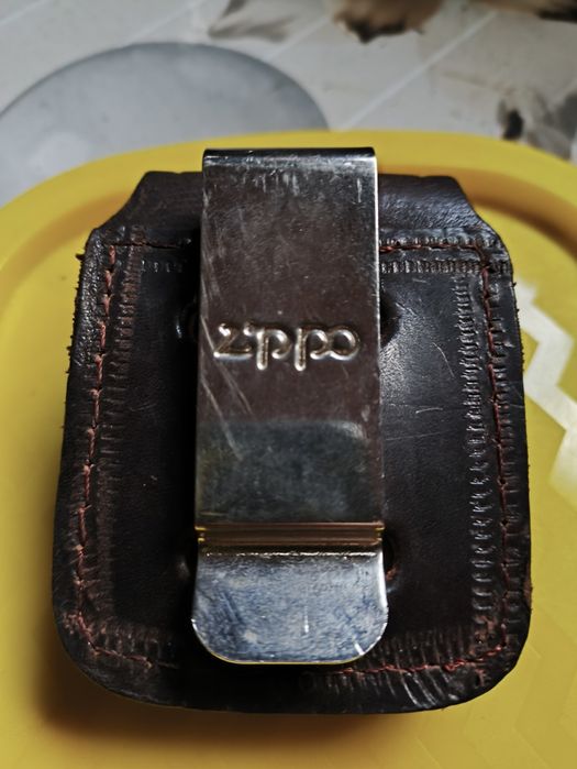 Продам зажигалку и чехол