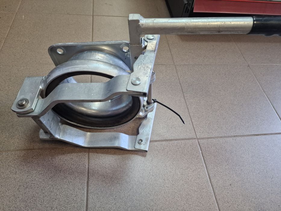 Cupla vidanja cu flansa 6 toli import Italia preț 980 lei se poate tri