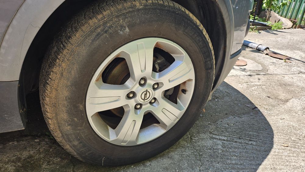 Vând Opel Antara