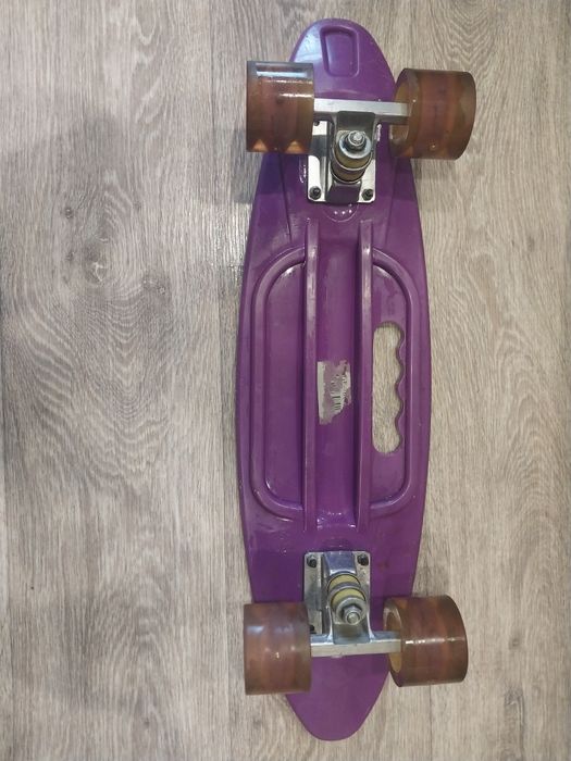 Продаётся скейт борт