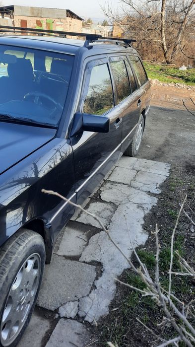 Продается мерседес 124