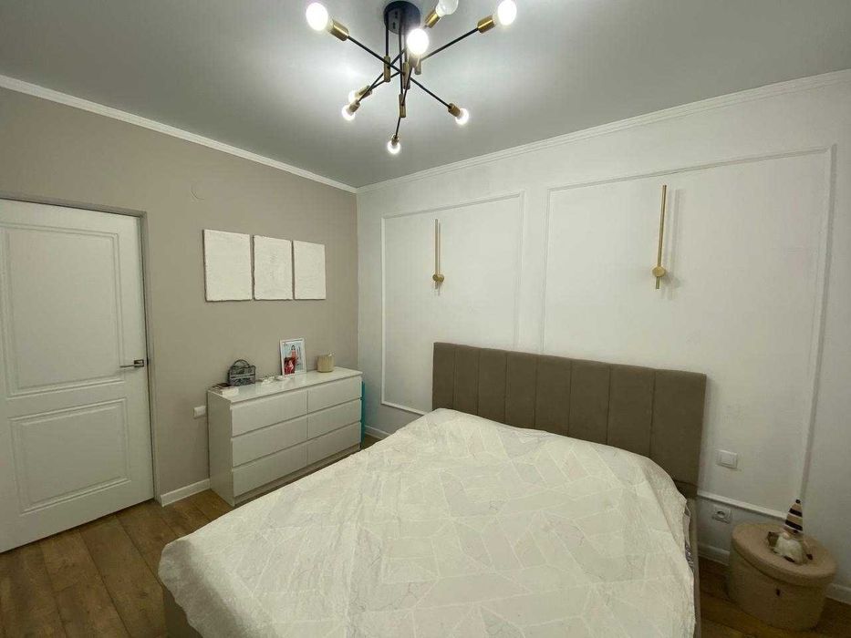 Продам 2 кв на Батыс 2