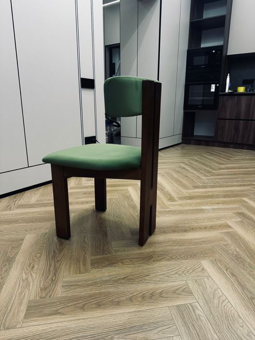 Кухонные стулья , новые