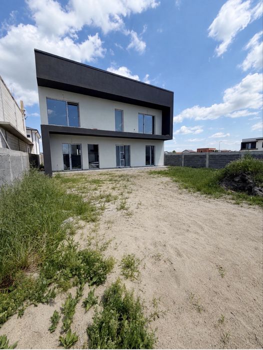 Casa de vânzare Selgros/ 202 mp / 500mp, toate utilitatile