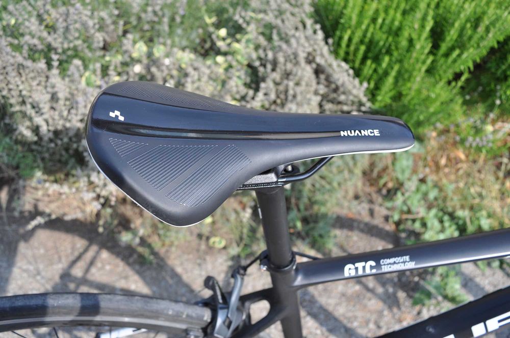 Cube Attain GTC Race 2019-Ultegra R8000-карбонов шосеен велосипед