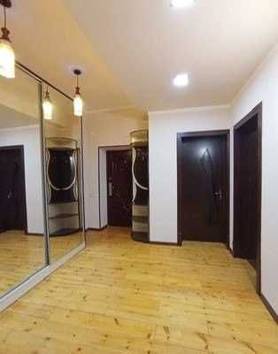 Продаётся 2х комн квартира на 1 этаже Ор-р  Пиридастгир Чинор ресторан