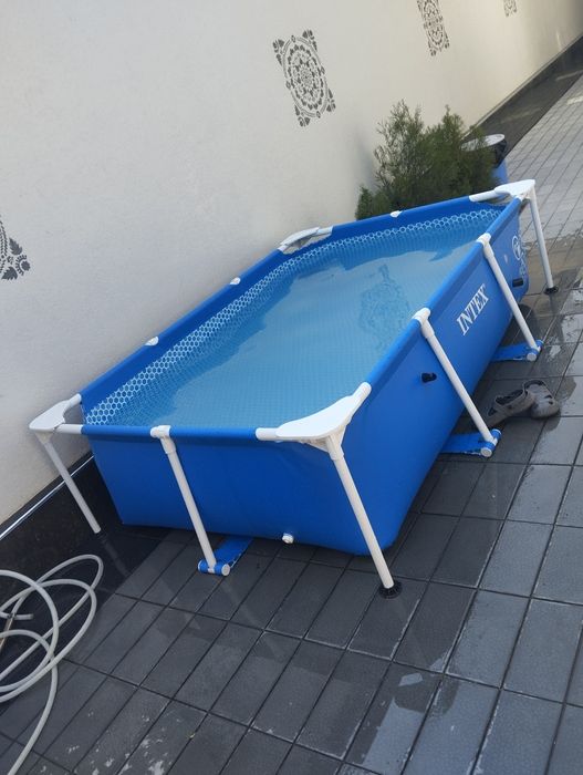 Каркасный бассейн