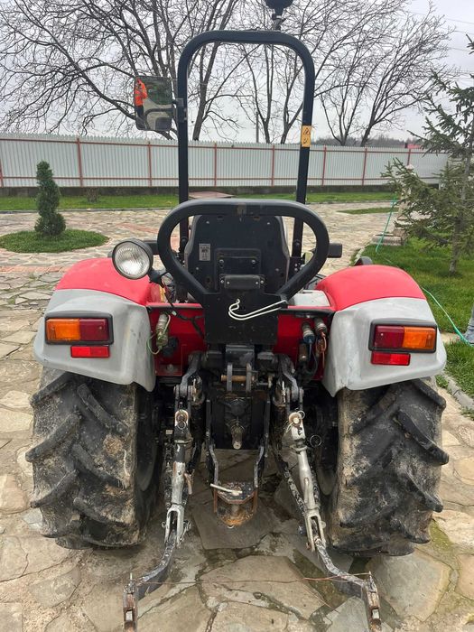 Tractor UTB Universal vr, viticol pentru vie 4x4 și 4x2, cu acte