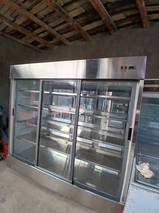 Ветрина халадилник