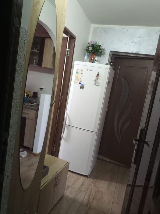 GARSONIERĂ de vânzare.