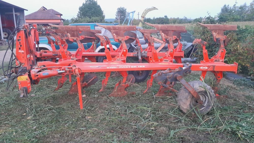 Plug kuhn multimaster 121 5 brazde