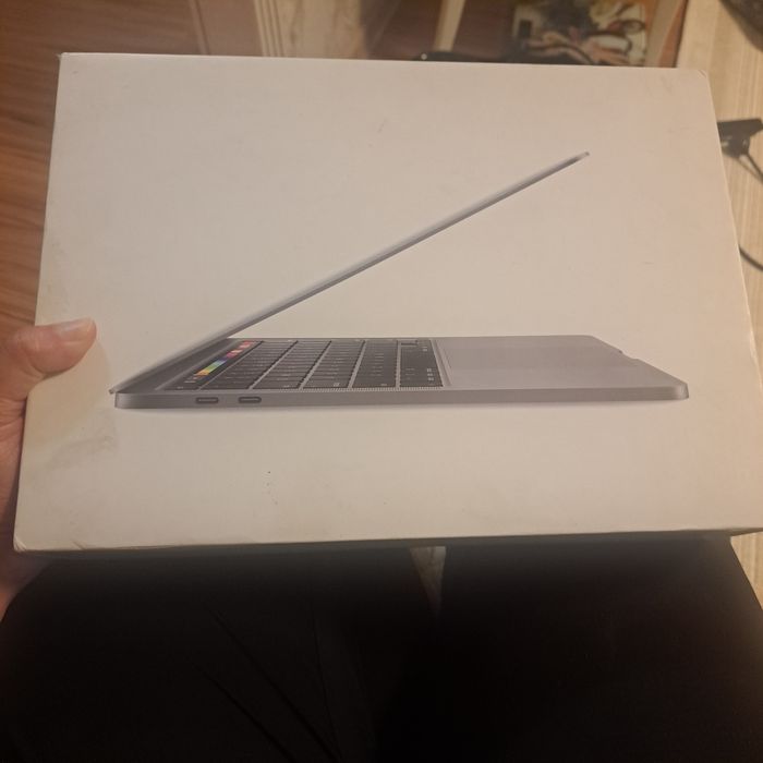 Макбук PRO 13- inch