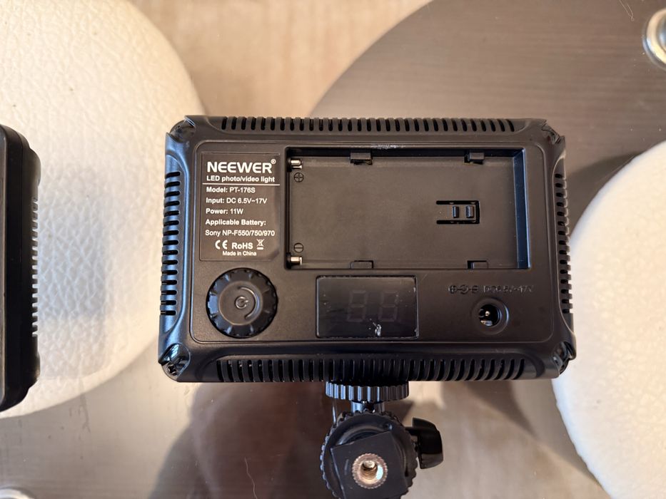 Neewer PT-176S LED