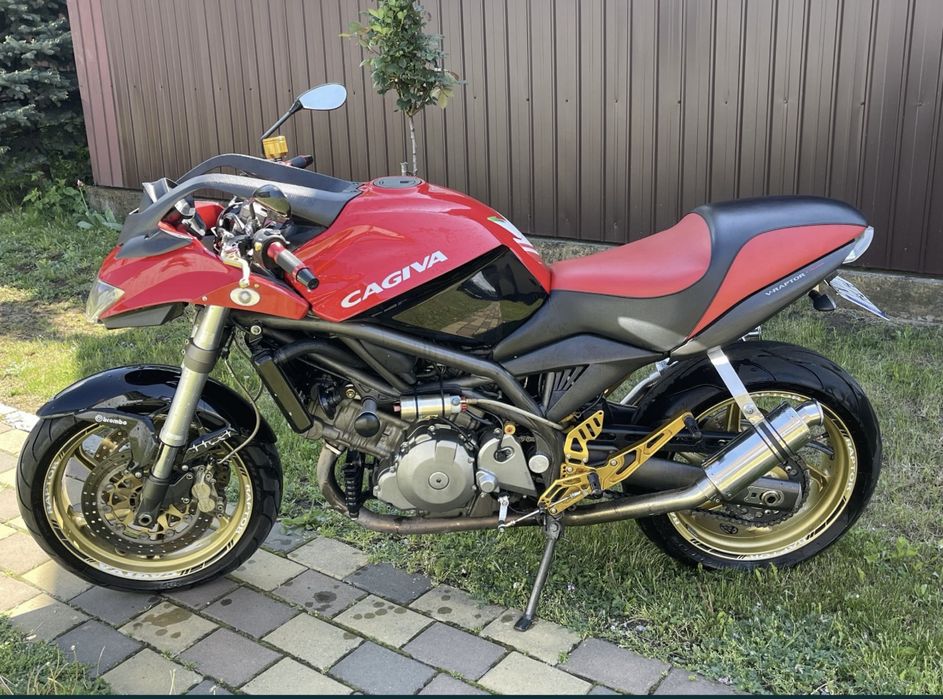 Cagiva v raptor 1000 Pastraveni • OLX.ro