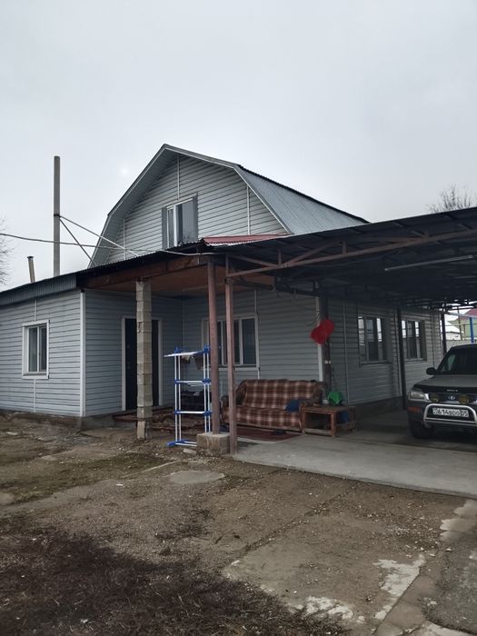 Продам дом. Участок 12 соток