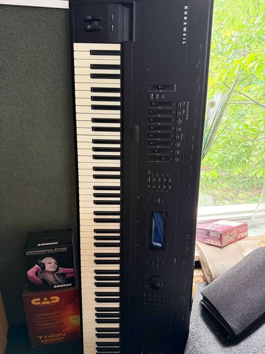 Kurzweil K2500XS 88 clape – stare foarte bună