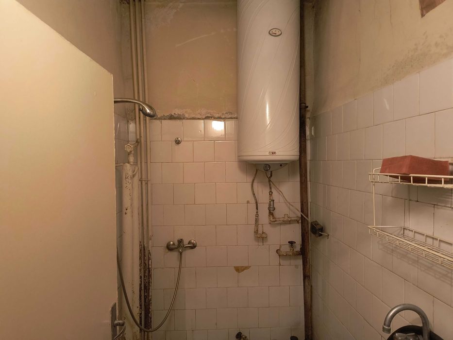 Продава се Тристаен апартамент в Стара Загора, Център - 84 кв.м за 1310 €/кв.м - Снимка #17