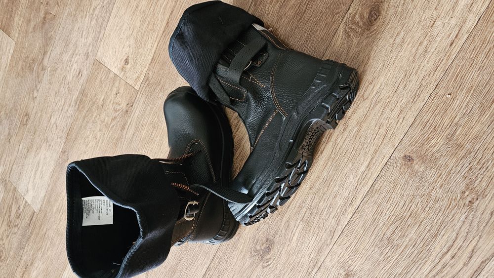 Продам сапоги шахтерские