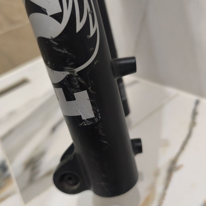 Fox 38 elite grip 1