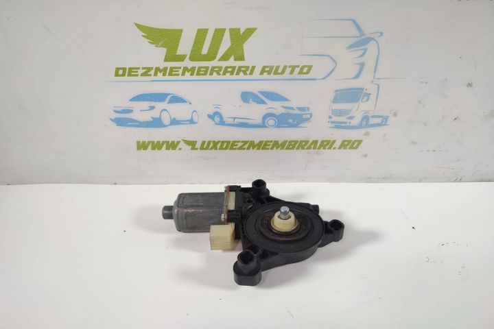 Motoras macara geam fata stanga 5q0959802b Skoda Octavia 3 seria