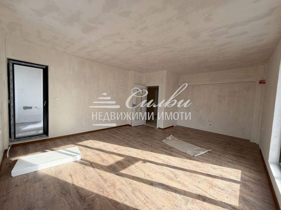 Продава се Тристаен апартамент в Шумен, Тракия - 84 кв.м за 729 €/кв.м - Снимка #1