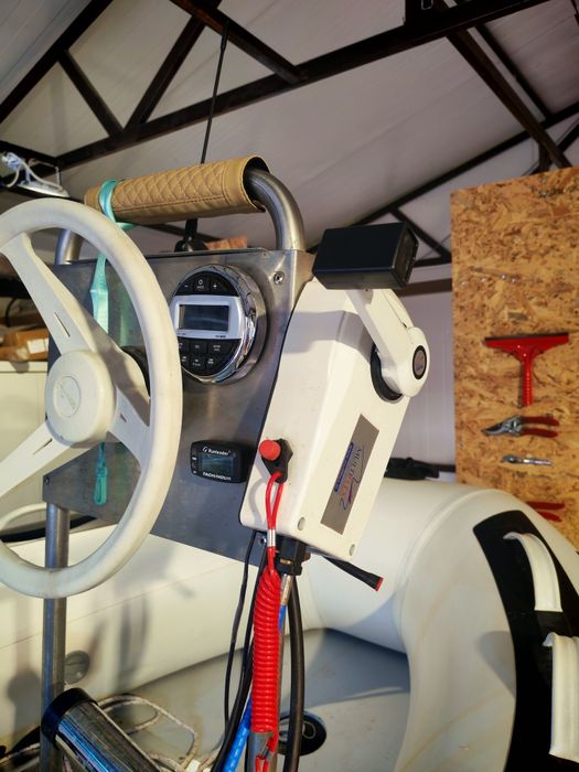 Лодка Zander 3,30m. с конзола,алум. под сонар и двиг.Merkury 6 Hp