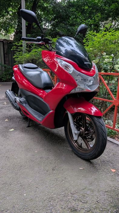 Скутер Honda pcx 150