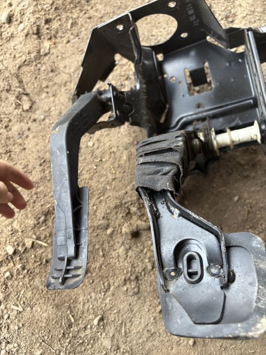 Пидали на автомат голф 3