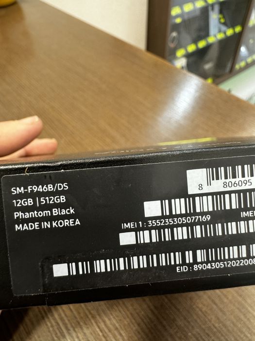 Samsung Fold5 / 512GB / Cutie Completa / Garantie 6 luni