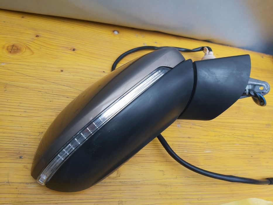 Огледало дясно фолксваген спортсван Голф Vw Sportsvan