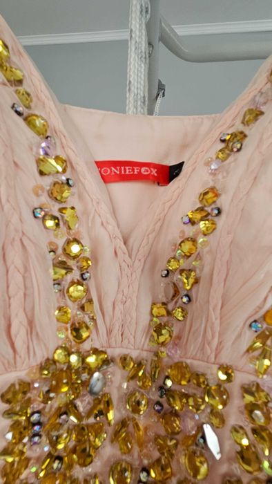 Платье нарядное нежное