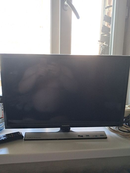 Телевизор самсунг продам