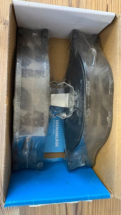 Колодки на бмв новые