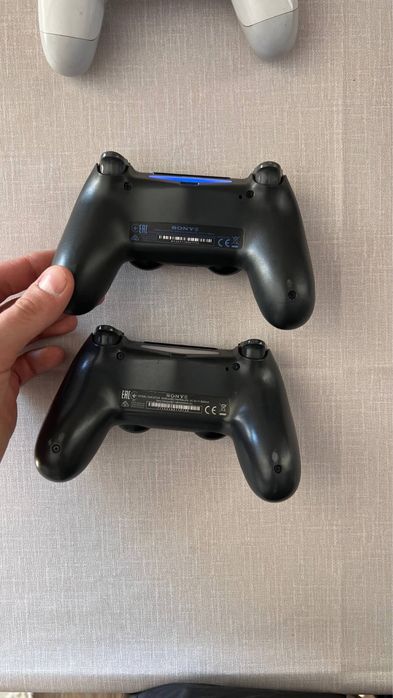Sony play station 4 slim
