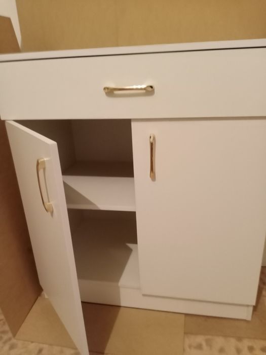 Шкаф кухонный для посуды