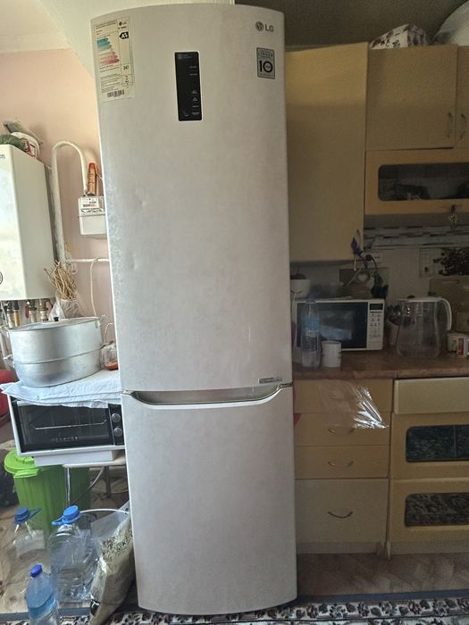 Холодильник в идеальном состоянии