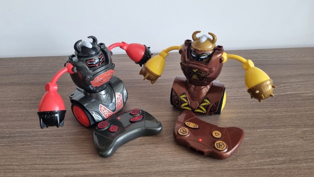 Set Silverlit Robo Kombat RC - Roboti luptatori