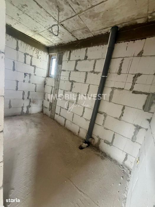 Apartament 3 camere | 70 mp | 2 bai | Parcare | 75.000 Euro