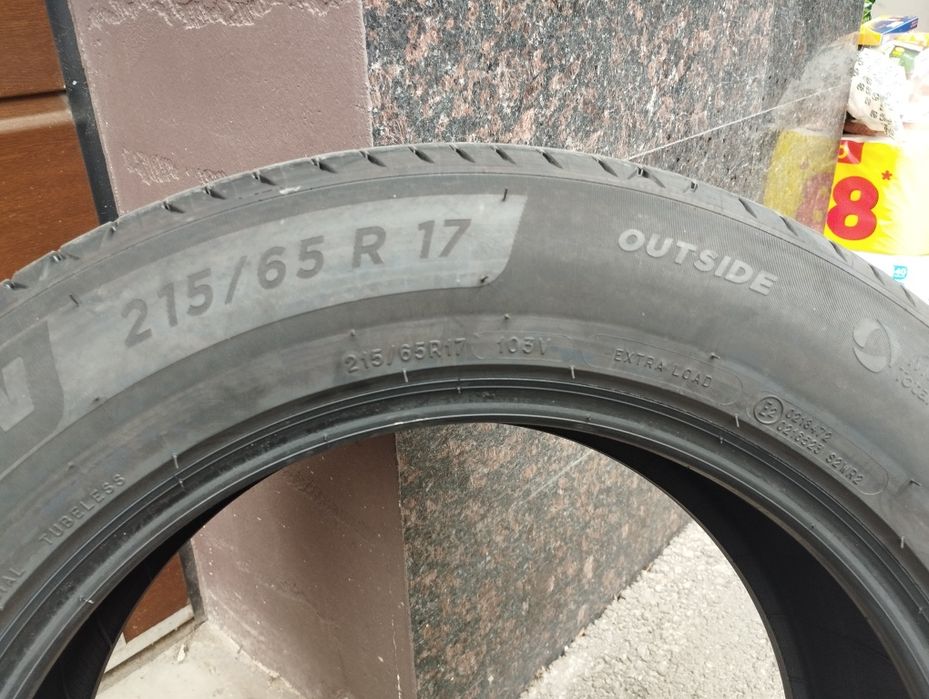 Michelin primacy 4  215/65 r17